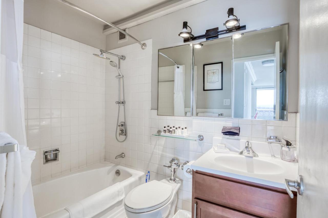 Cozysuites 800 Tower 1Br With Gym! 10 Louisville Kültér fotó